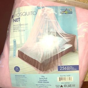 Pink decorative netting